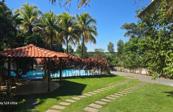 Ranchos em Mendonça
